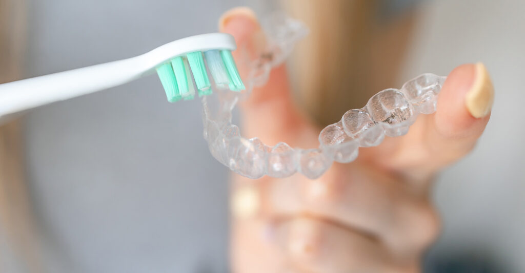 Sanitizing denture